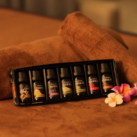 アロマリンパマッサージの精油